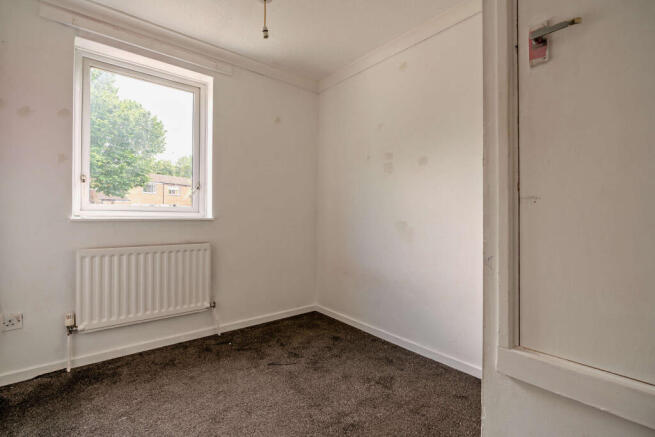 3 bed Terraced for sale Image 10