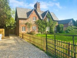 Lincolns, Boyatt Lane, Eastleigh SO50 4LJ
