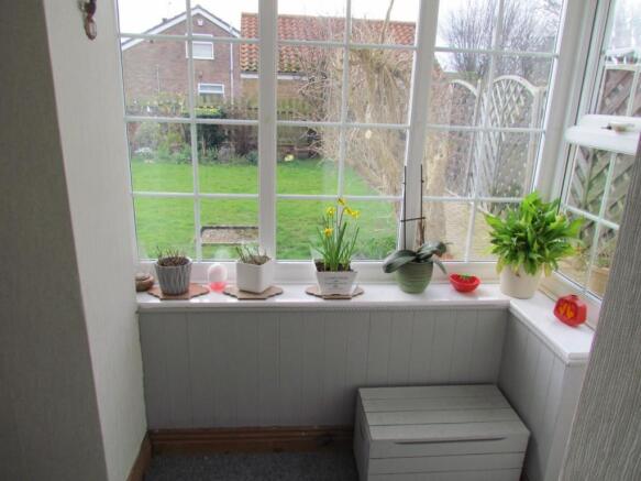 LILAC COTTAGE 029.JPG