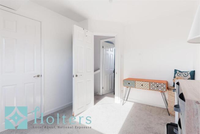 10 Heather Close, Newtown-18.jpg