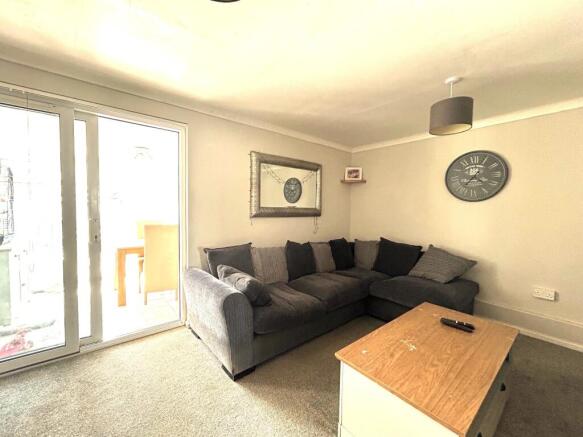 Living room (1)