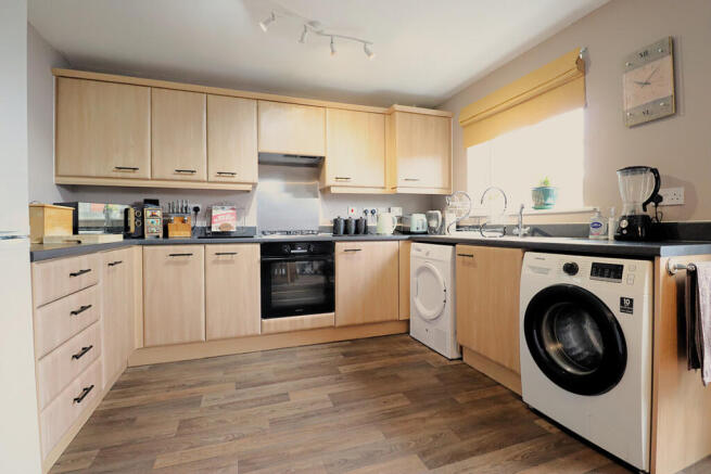 3 bed Town House for sale Image 6