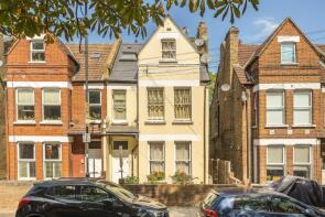 69, Leigham Vale, London SW16 2JG