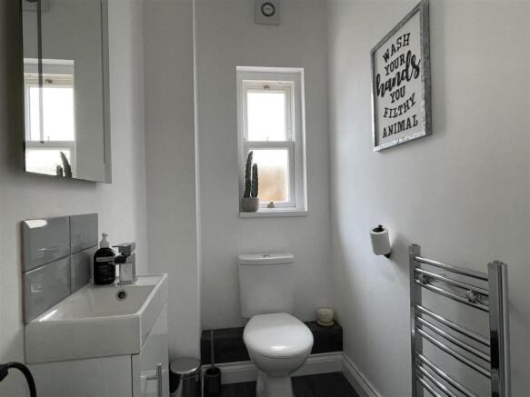 WC: