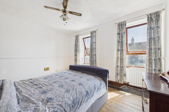 12 Howard Street, Kendal, Cumbria, LA9 5QZ photo 4