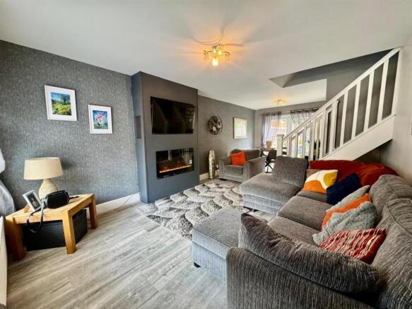 PHOTO-2025-09-29-14-58-47 2.jpg