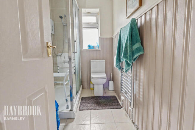 2 bed Semi-Detached Bungalow for sale Image 9