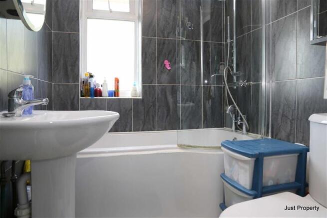 Photo 8