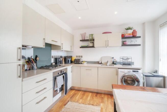 1020574 (2)