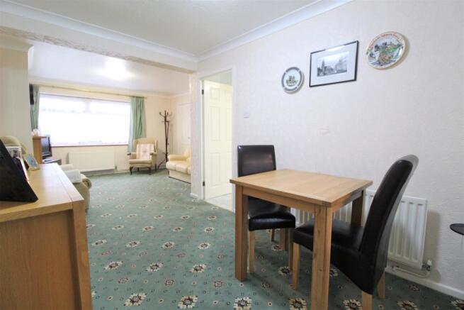 Dining Area.jpg