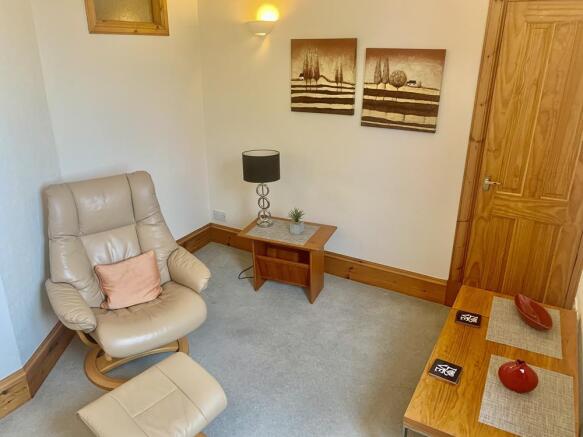 Lounge 1