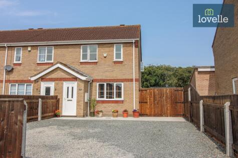 Fulmar Drive, Louth, LN11