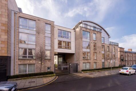 39/17 Gardner’s Crescent, Edinburgh EH3 8DG