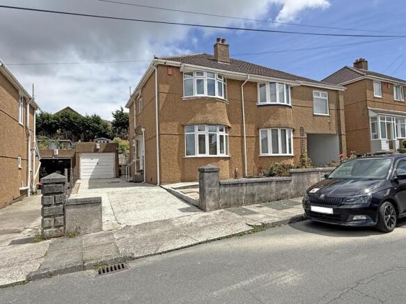 Beacon Down Avenue 72 - Front.jpg