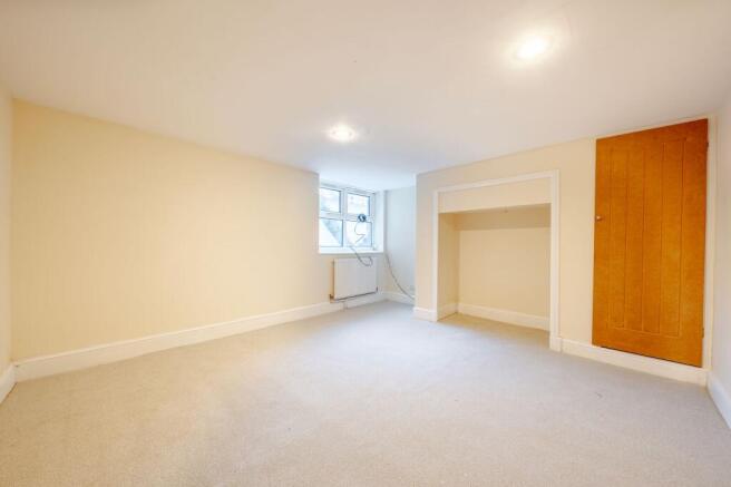 1 bed Flat to rent Image 7
