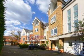 3, Clavering Place, London SW12 8DB