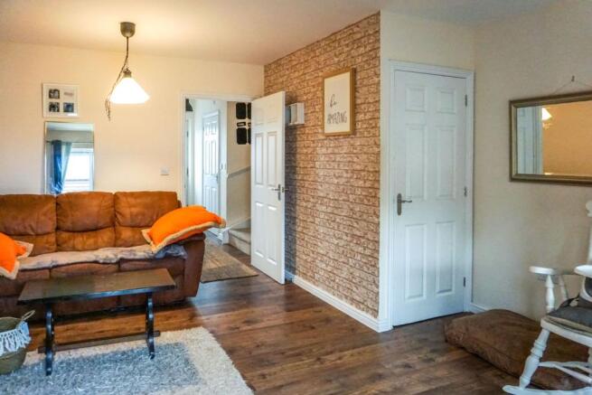 Lounge/Dining Room