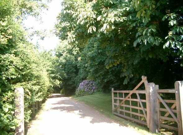 Entrance from lane