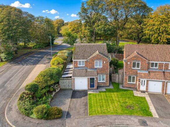 3-bed detached on Hallgarth, Consett, £260,000
