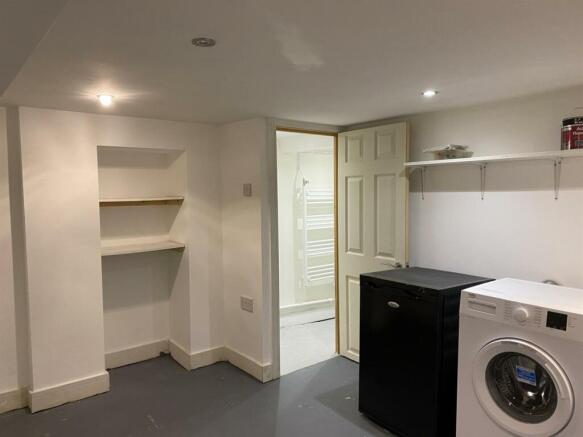 2 Bedroom End of Terrace Home