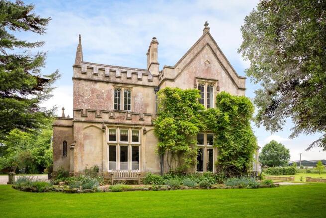 15 - The Old Rectory - SN15 4HP - Web.jpg