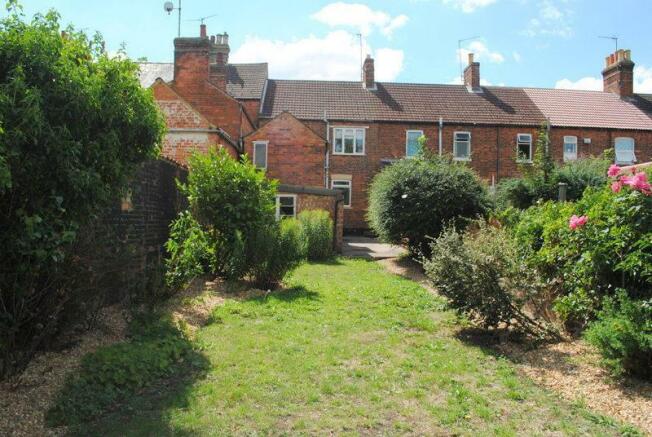 Wellingborough Garden 3.jpg