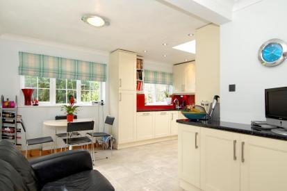 Kitchen/Breakfast Ro