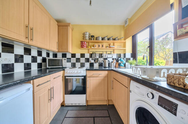 1435034-7-69cd10a...