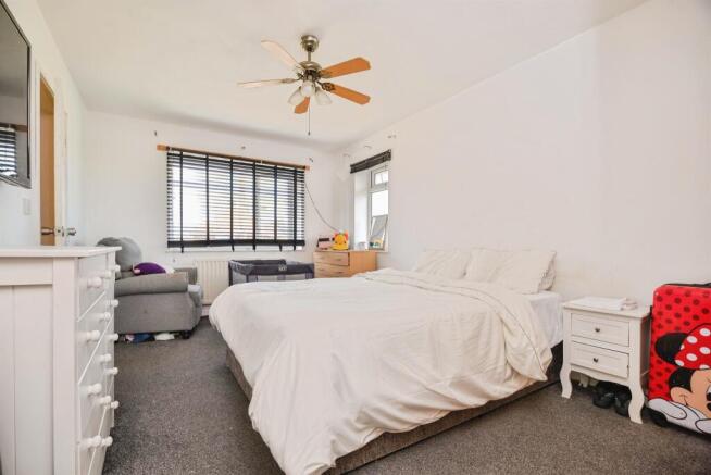 3 bed End of Terrace for sale Image 8