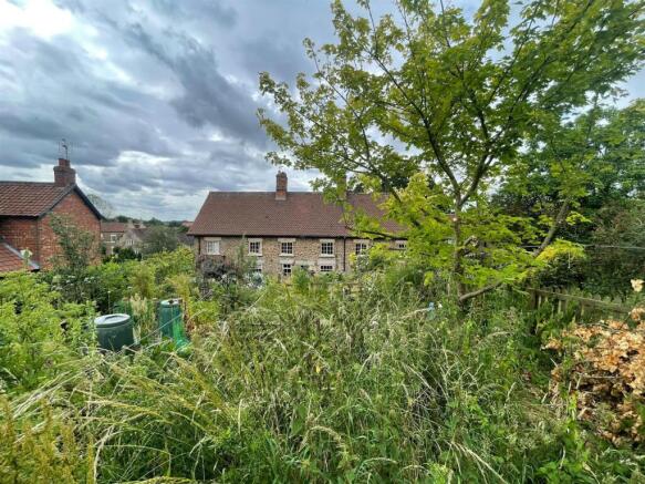 2 bed Terraced for sale Image 11
