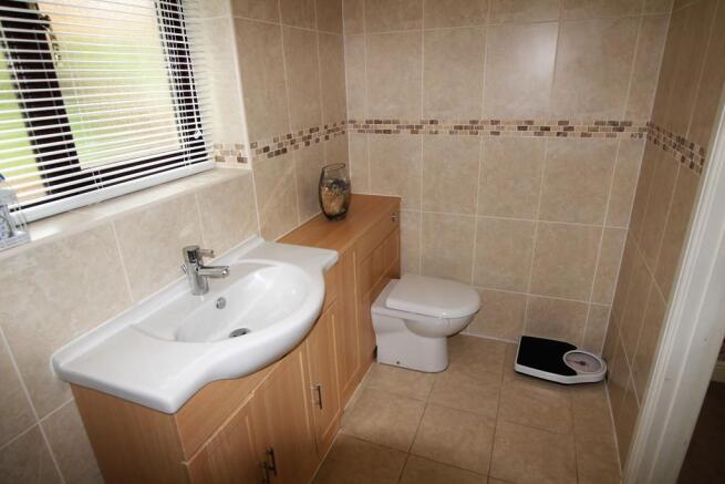 ENSUITE B