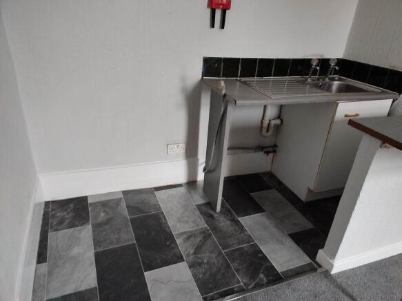 1 bed Flat to rent Image 4