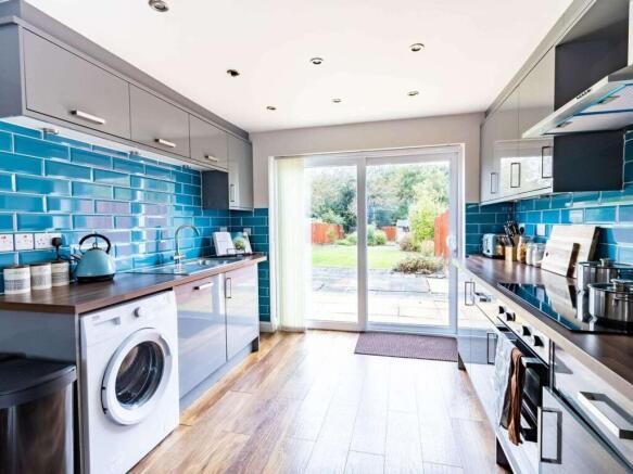 Copy of MED-HillView-Kitchen2-CLM-2022.jpg