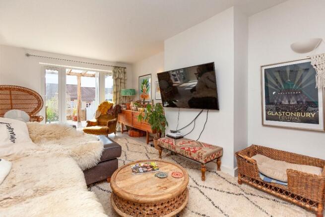 Living Area 2