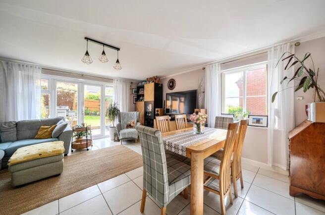 Living/Dining Room