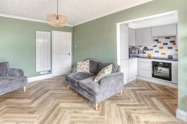 Marshaw Close, Mickleover, Derby photo 5