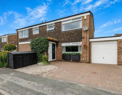 Linden Close, Lymm, WA13 9PH