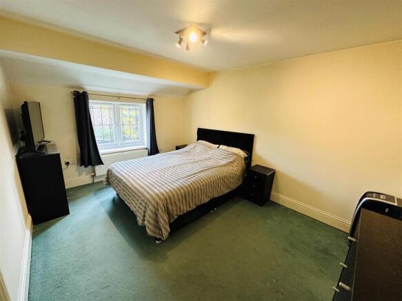 bed 1
