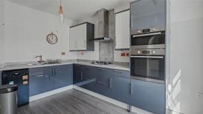 102a, High Street, Henley-in-arden B95 5BY