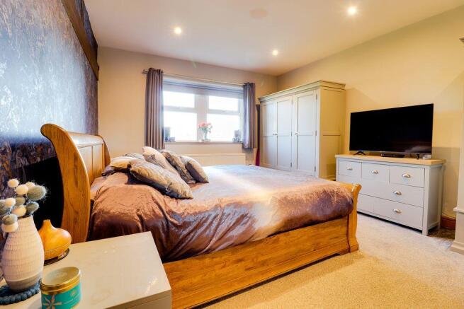 Bedroom 1 (Double with Ensuite)