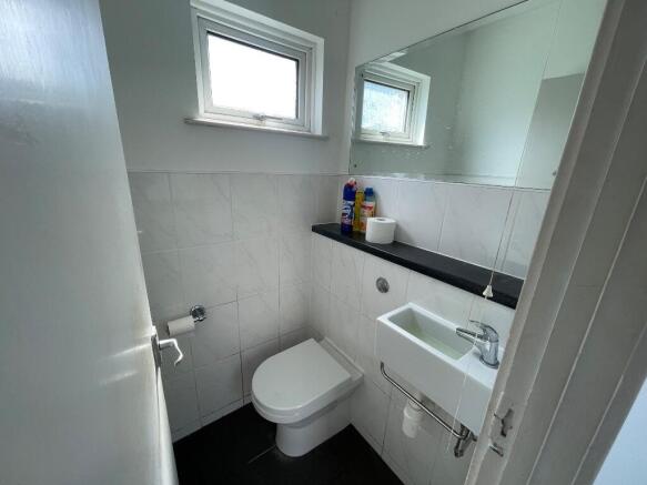 DOWNSTAIRS CLOAKROOM