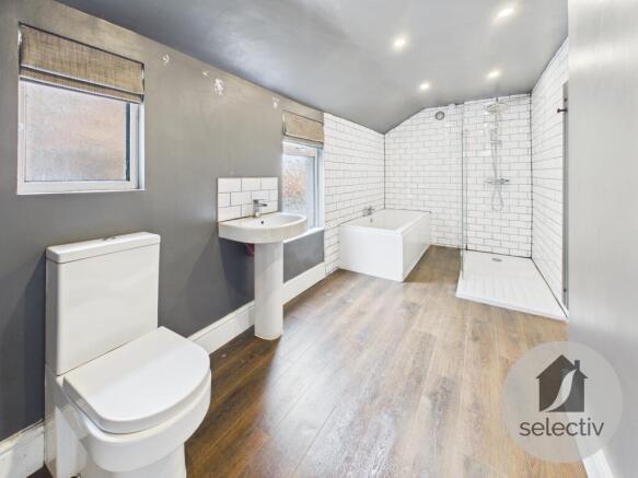 3 bed Terraced for sale Image 11