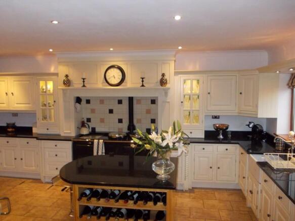 Kitchen / Breakfast Room
