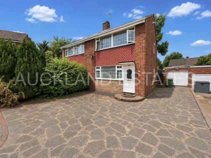 Robert Close, Potters Bar