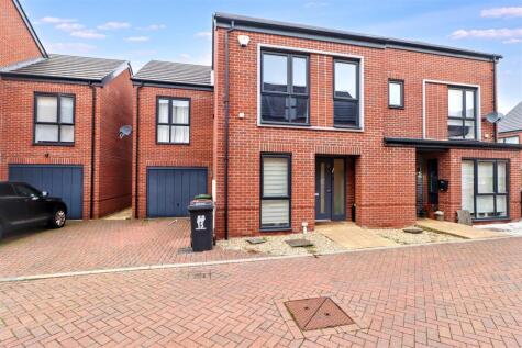 Nicholas Hawksmoor Drive, Borehamwood