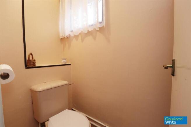 2 bed Semi-Detached for sale Image 10