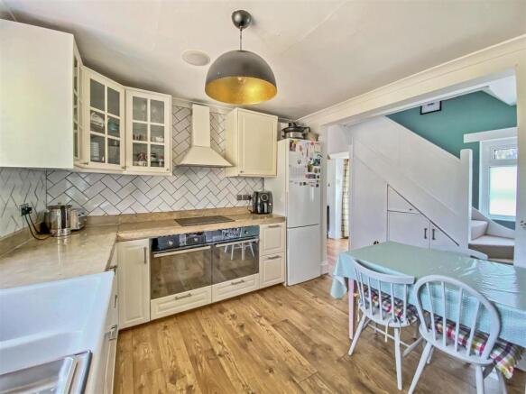 Kitchen diner