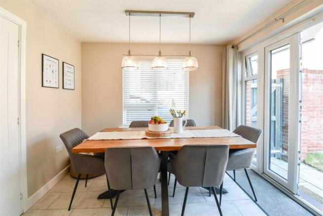 Kitchen/Dining