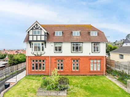 Fforddlas, Prestatyn, LL19 9SG