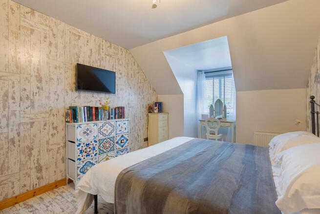 MasterBedroom1
